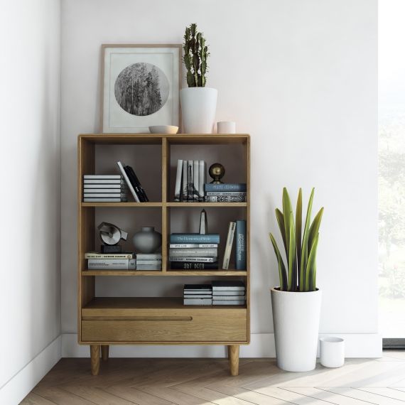 Scandic Oak Small Bookcase | Retro Style
